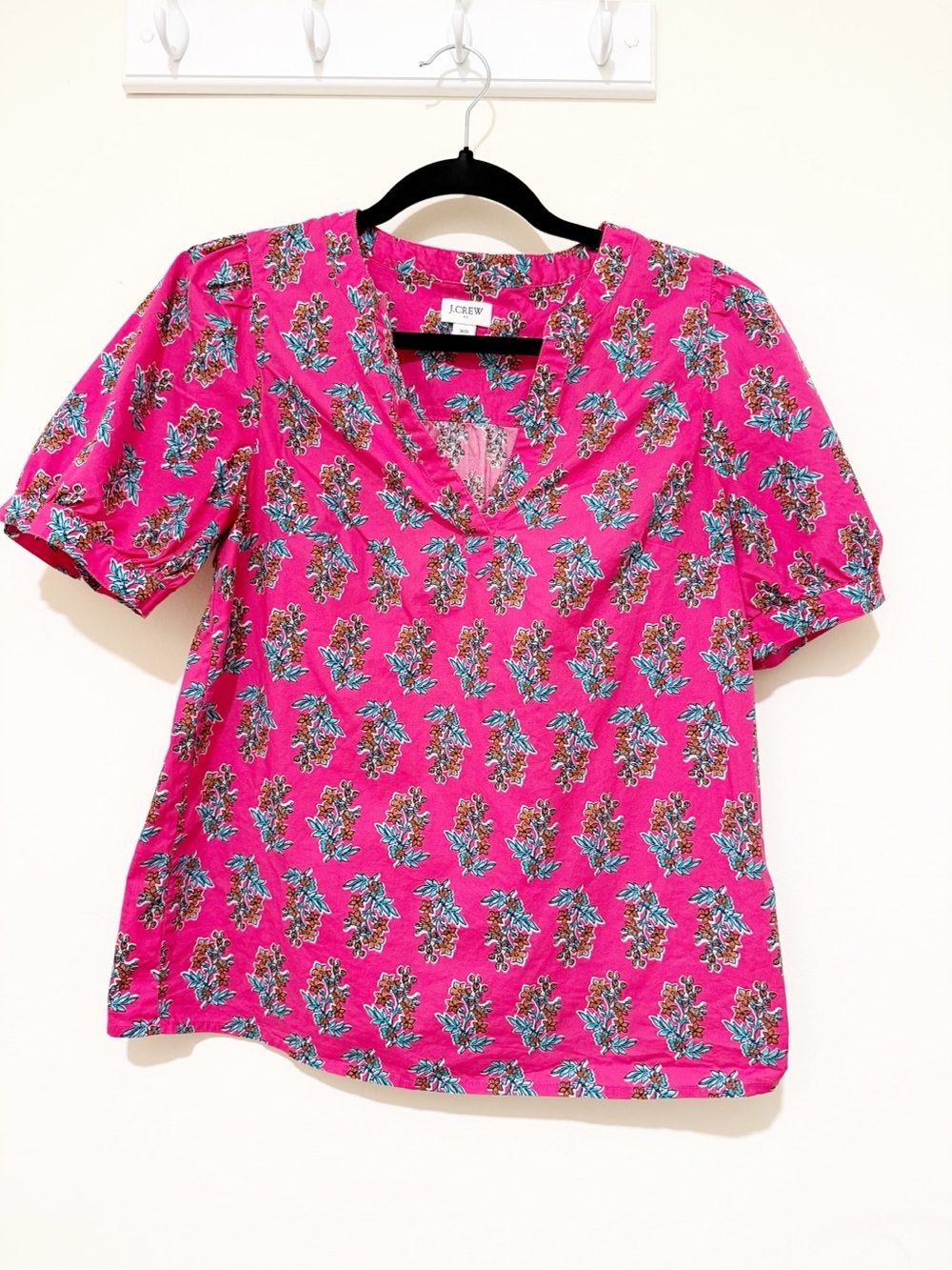 J. Crew Hot Pink Floral V-Neck Short Sleeve Tee
